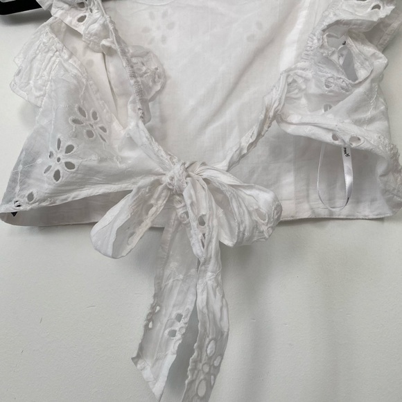 MINKPINK TIE BACK EYELET TOP - Picture 5 of 10